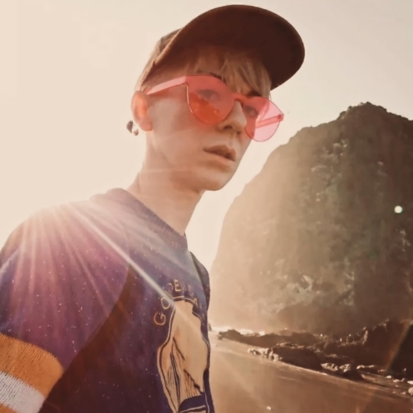 Meet your Posher, Kristina - Picture 1 of 1